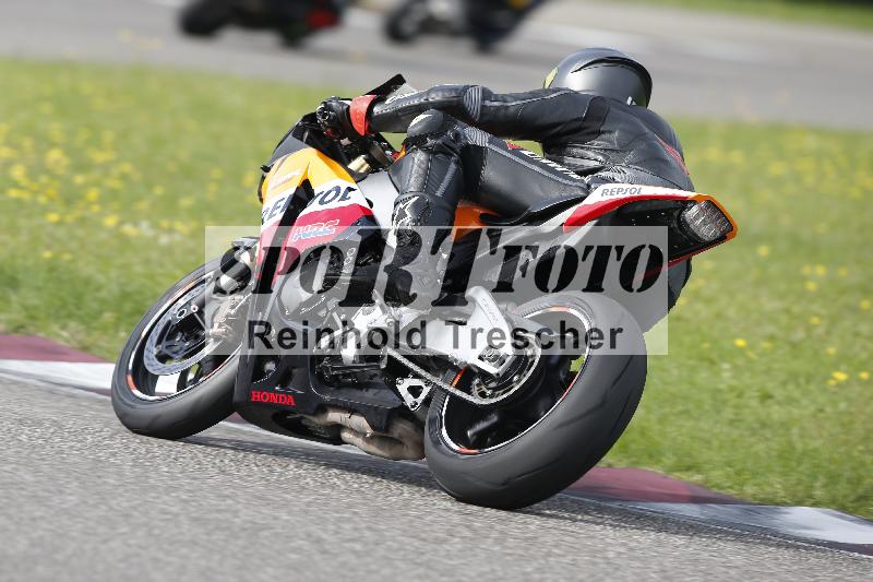 /53 16.09.2025 Track Day Domi Aegerter ADR/Gruppe gelb/96